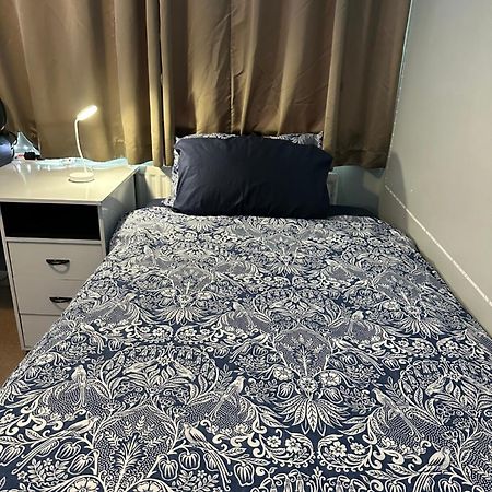Апартаменты London Gateway Get-Away Хаунслоу Экстерьер фото